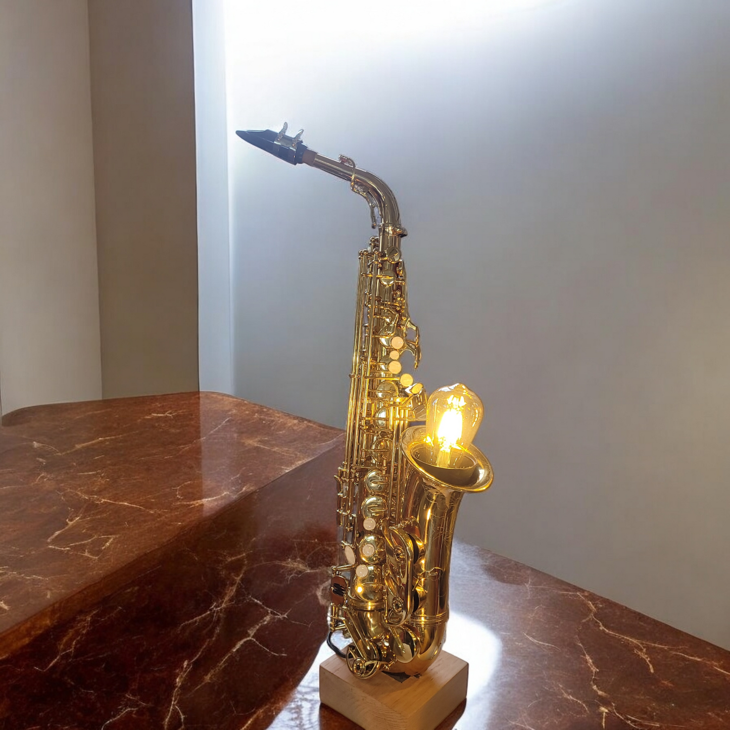 Alto Saxophone Lamp